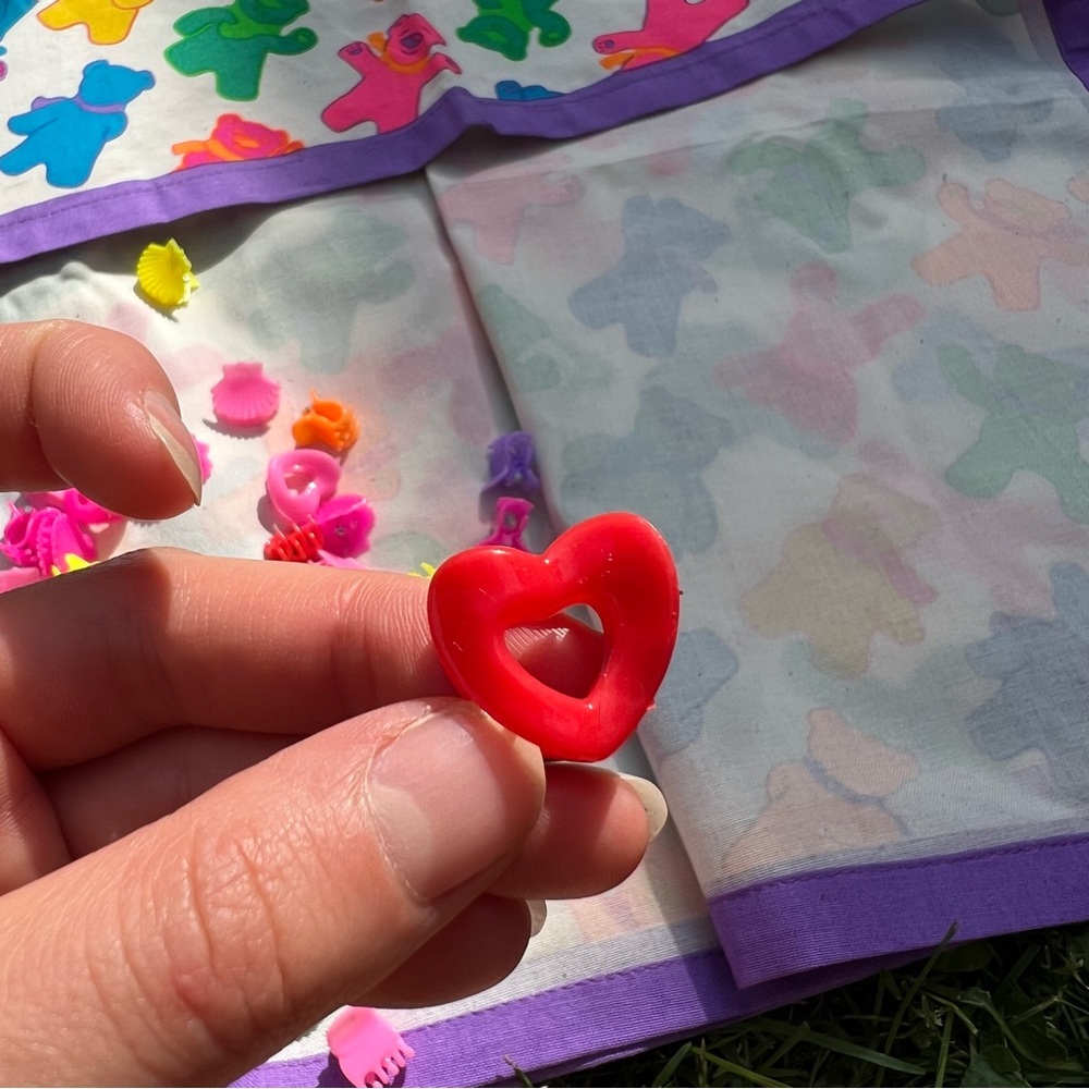 Colorful Y2K Hair Clips - Picture 5 of 6